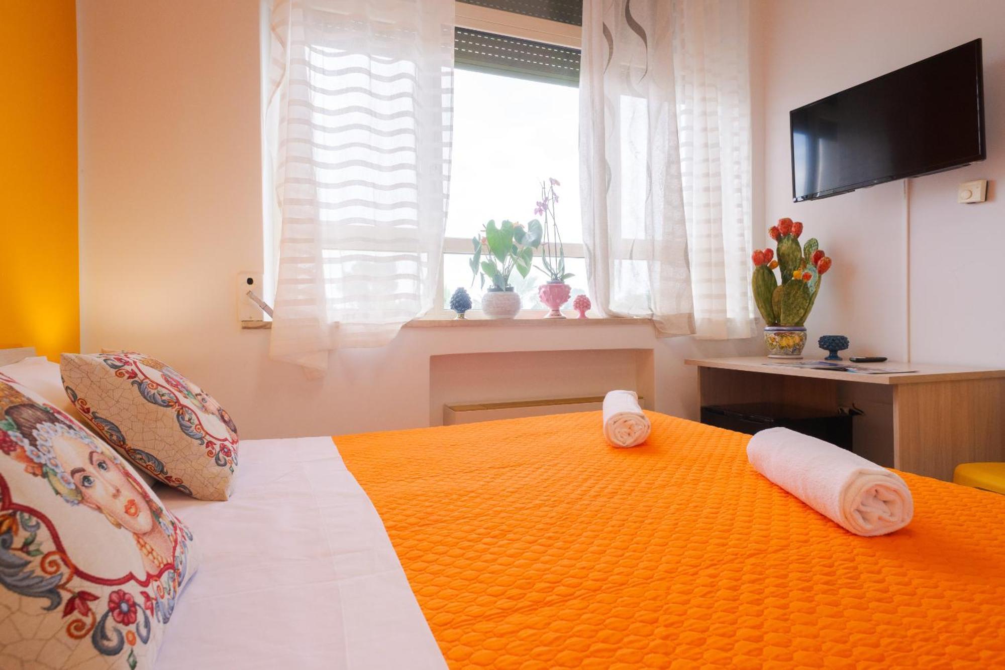Lady Hill Bed & Breakfast Taormina Bagian luar foto